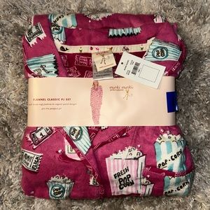 Munki Munki Movie Themed Flannel PJ Set *NWT*